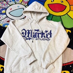 Market Studios Heather Gray Hoodie             (Pre-owned)